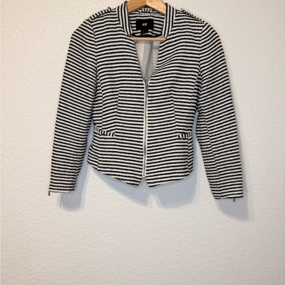 H&M Monochrome Striped Women's Blazer